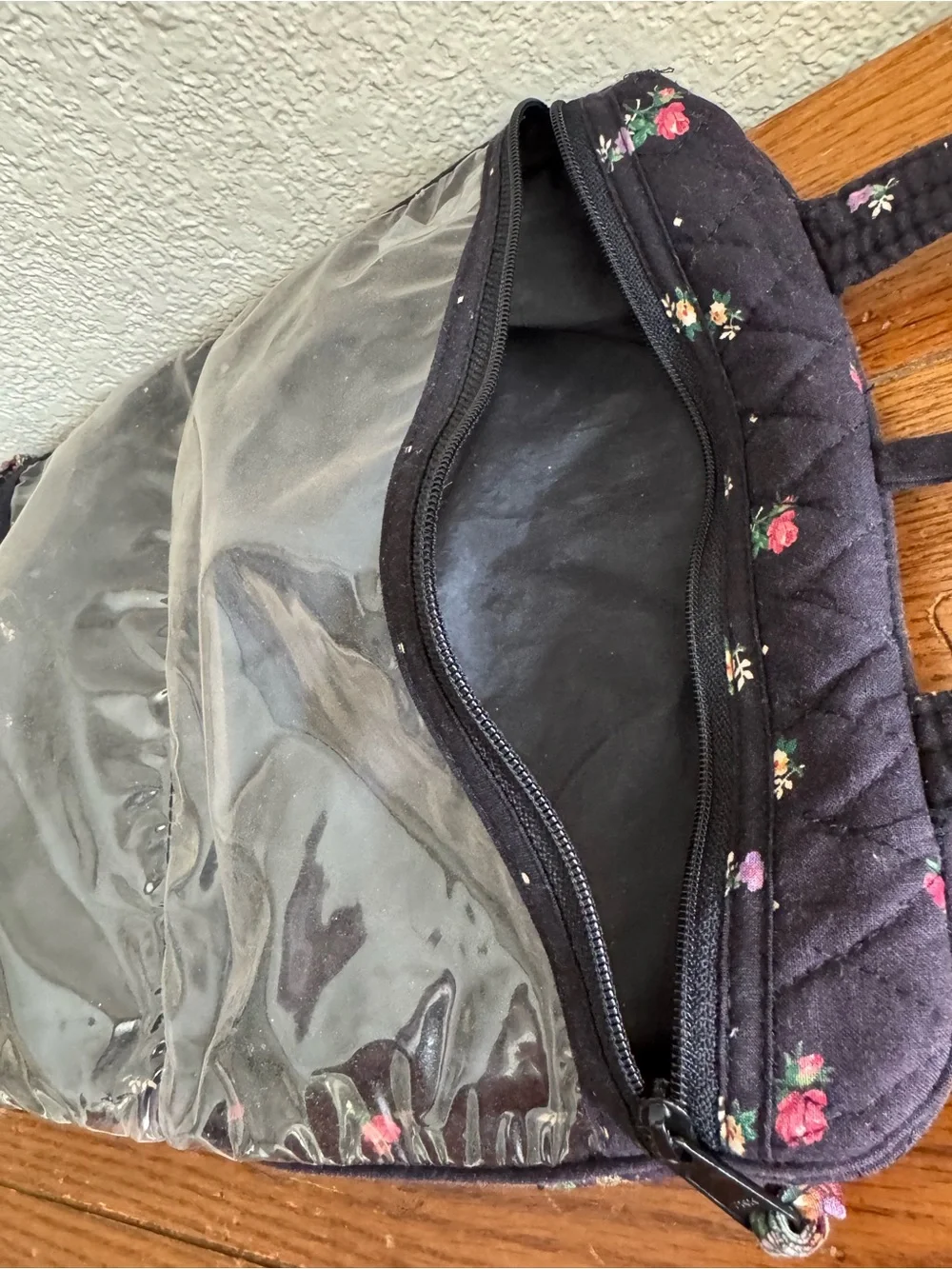 Y2K 1997 Vera Bradley Petit Point Retired Floral Quilted Toiletry/Cosmetic Bag